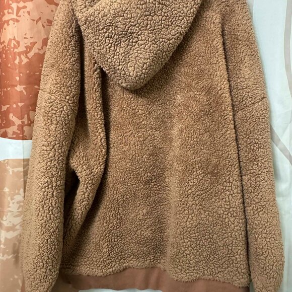 Ugg Sherpa Hooded Sweatshirt - XL - Picture 2 of 4
